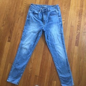 Light Blue American Eagle High Rise Jeans